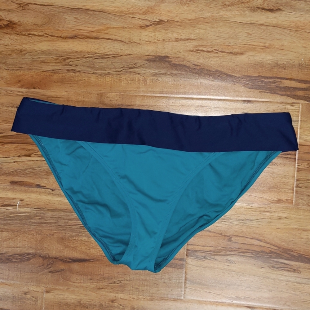 Tommy Bahama bikini bottoms, XL, two-toned